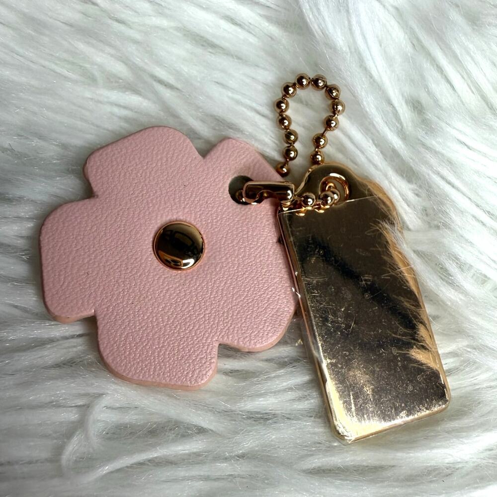 1.5" COACH Rose Gold Tea Rose Flower Floral Bag Charm Hang Tag - Picture 2 of 2